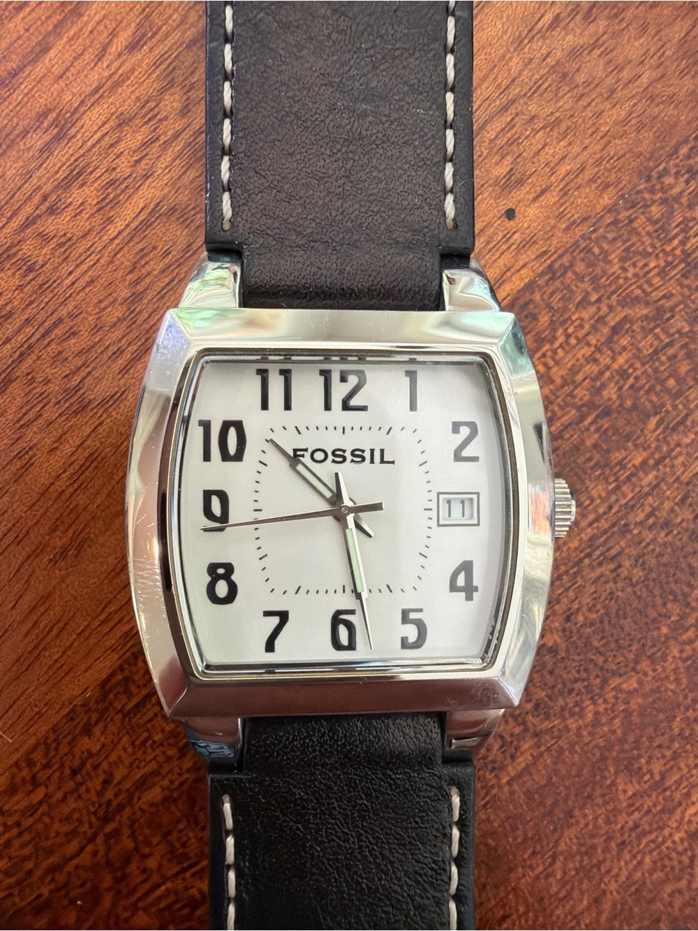 Fossil JR8137 Tonneau Watch Black Leather Strap Date Y2K Needs Battery